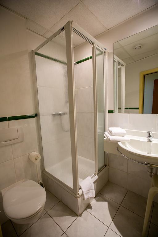 Albion Hotel إبير الغرفة الصورة